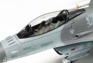 1/72 F-16 CJ FIGHTING FALCON Fly skala byggesett thumbnail